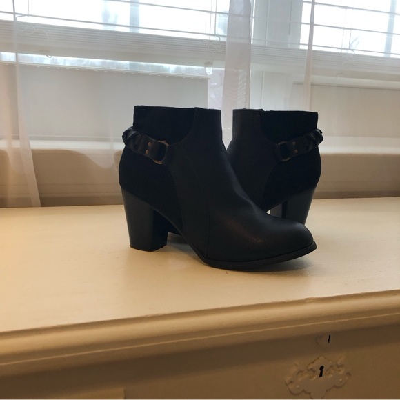 Fun, New Directions Black Booties - Picture 2 of 8